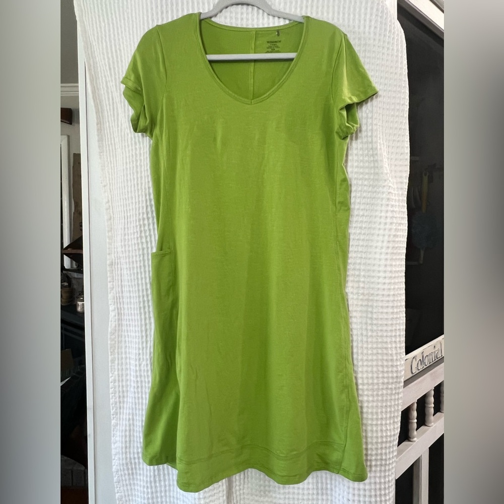 TOAD & CO DRESS WITH POCKETS SZ L
GREEN COTTON BLEND SM MARK ON L SLEEVE